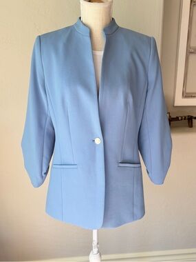 Calvin Klein Women's Soft Blue Molden Suit Jacket Size 8